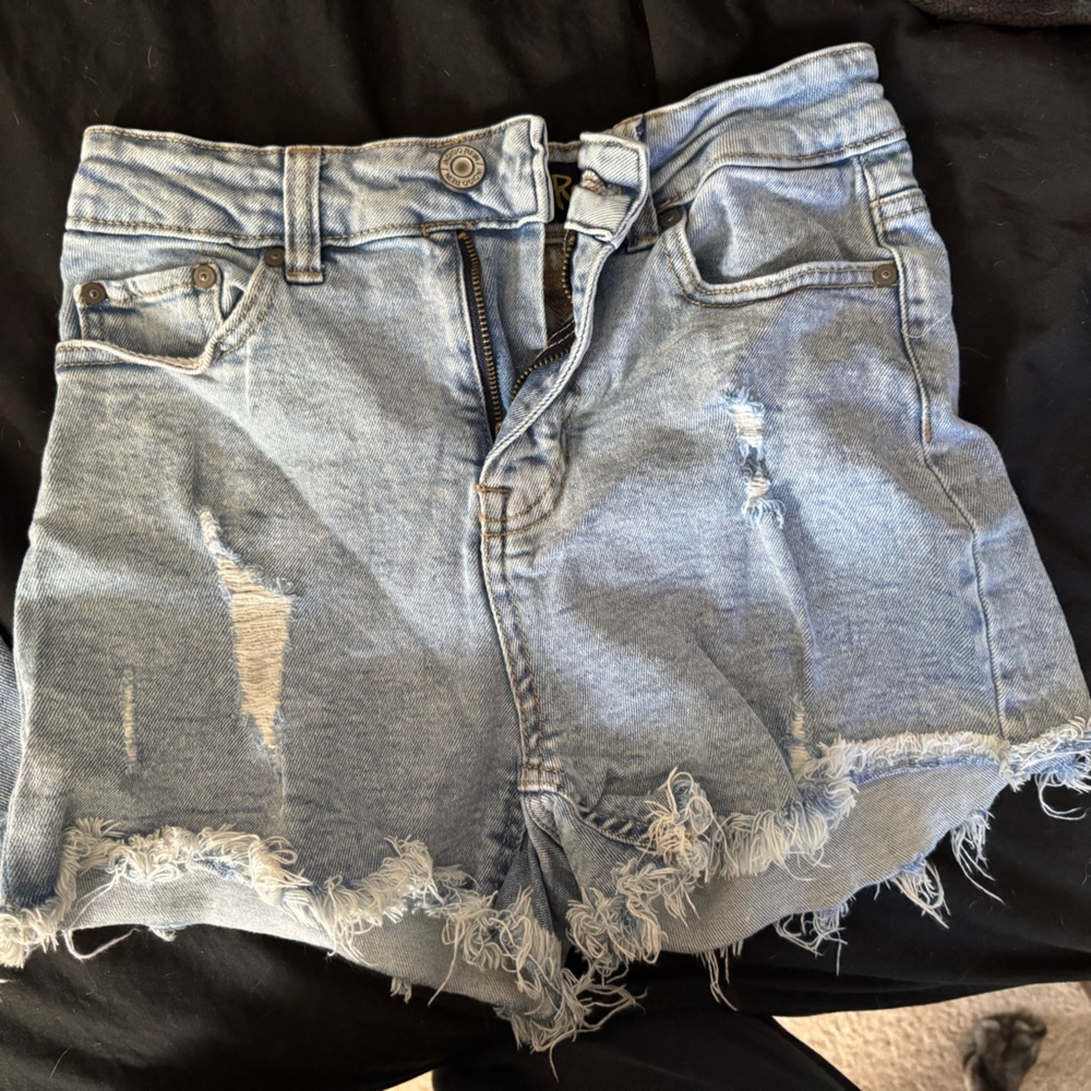 Indigo Rein shorts! Size 3!